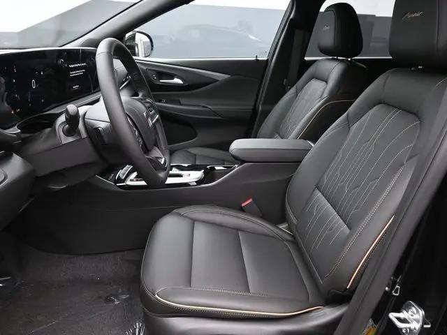 2026 Buick NV Avenir FWD