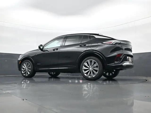 2026 Buick NV Avenir FWD