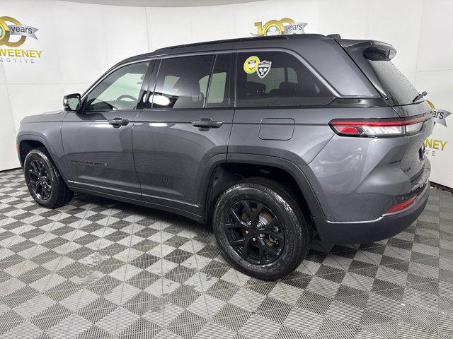 2026 Jeep Grand Cherokee Altitude 4x4