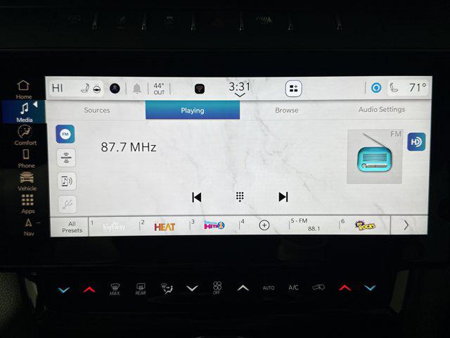 2026 Jeep Grand Cherokee Altitude 4x4