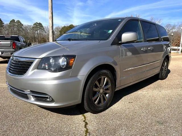 2015 Chrysler Town & Country S for sale in Tupelo, MS