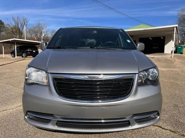 2015 Chrysler Town & Country S