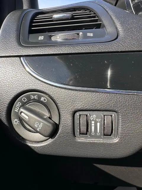 2015 Chrysler Town & Country S