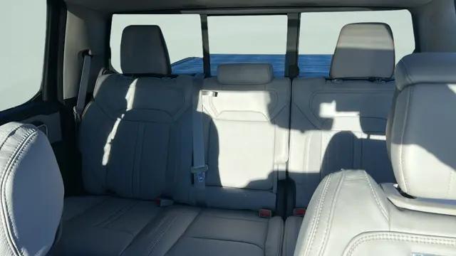 2025 Ram 1500 Tungsten Crew Cab 4x4 5'7" Box