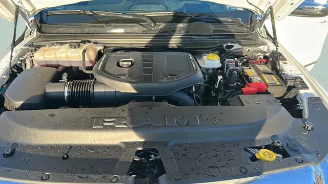 2025 Ram 1500 Tungsten Crew Cab 4x4 5'7" Box