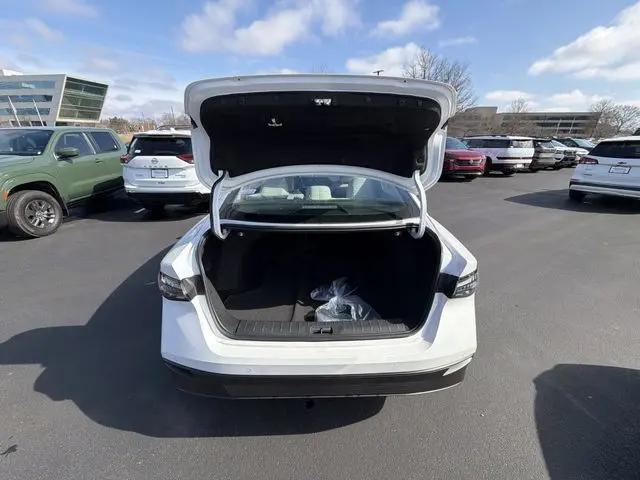 2026 Nissan Sentra SL