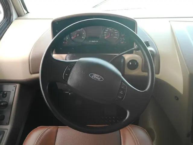 2018 Ford F-53 Base