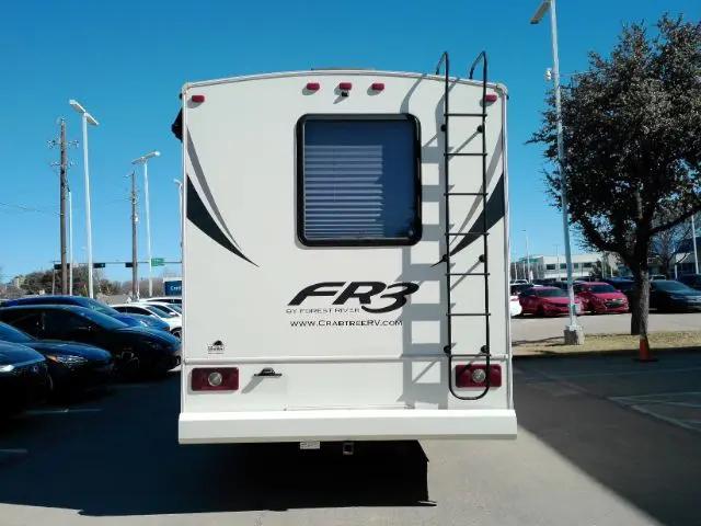 2018 Ford F-53 Base