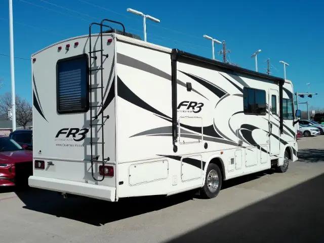 2018 Ford F-53 Base