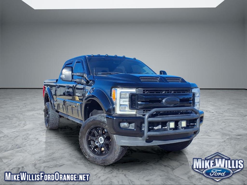 2017 Ford F-250 Super Duty Lariat Crew Cab 4WD