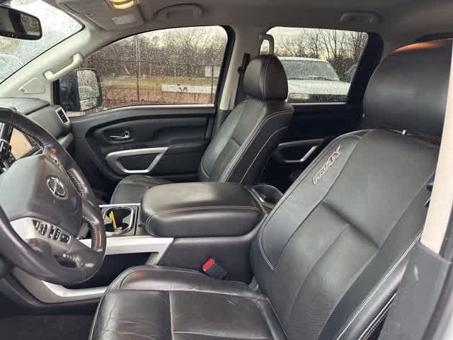 2017 Nissan TITAN PRO-4X