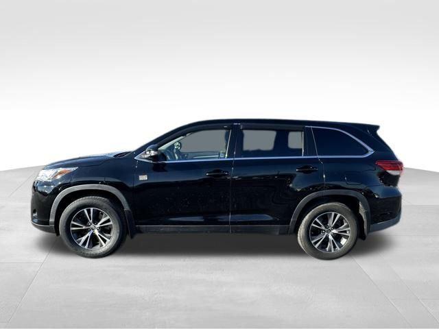2019 Toyota Highlander LE 2019 Toyota Highlander LE