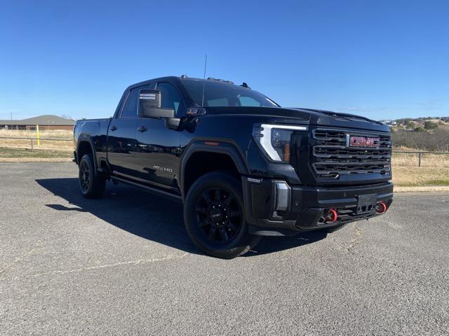 2024 GMC Sierra 2500HD 4WD Crew Cab Standard Bed AT4
