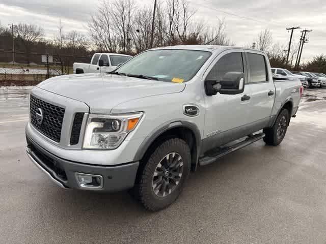 2017 Nissan TITAN PRO-4X