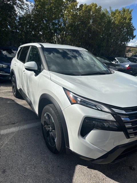 2025 Nissan Rogue SV FWD