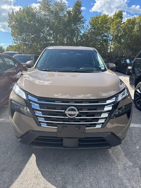 2025 Nissan Rogue SV FWD