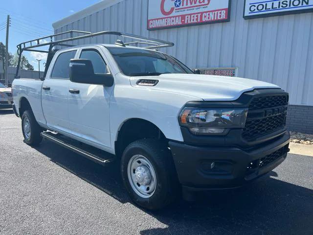 2023 RAM 2500 Tradesman Crew Cab 4x4 64 Box