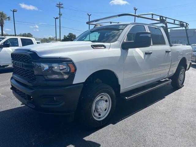 2023 RAM 2500 Tradesman Crew Cab 4x4 64 Box