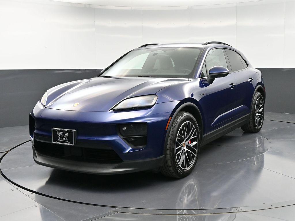 /2025 Porsche Macan-Electric