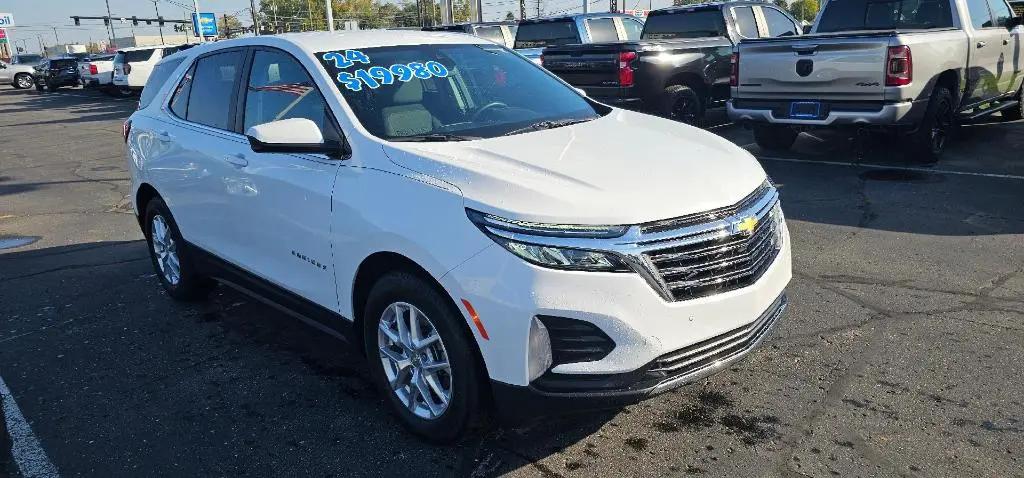2024 Chevrolet Equinox FWD LT for sale in Warren, MI