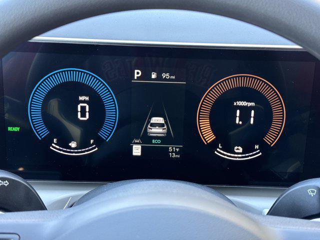 2026 Hyundai Tucson Hybrid Blue SE