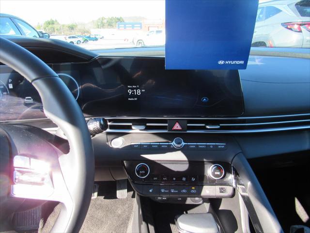 2025 Hyundai Elantra SEL Convenience