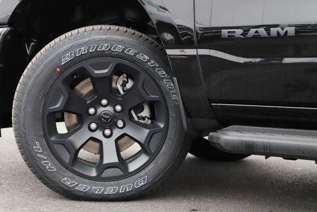 2026 RAM 1500 RAM 1500 EXPRESS CREW CAB 4X4 57 BOX