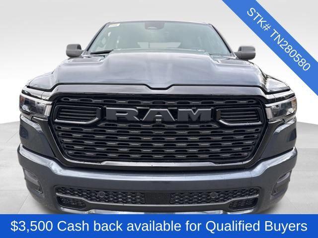 2026 RAM Ram 1500 RAM 1500 EXPRESS CREW CAB 4X4 57 BOX