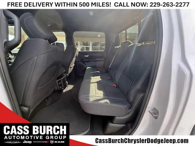 2026 Ram 1500 Express Crew Cab 4x4 57 Box