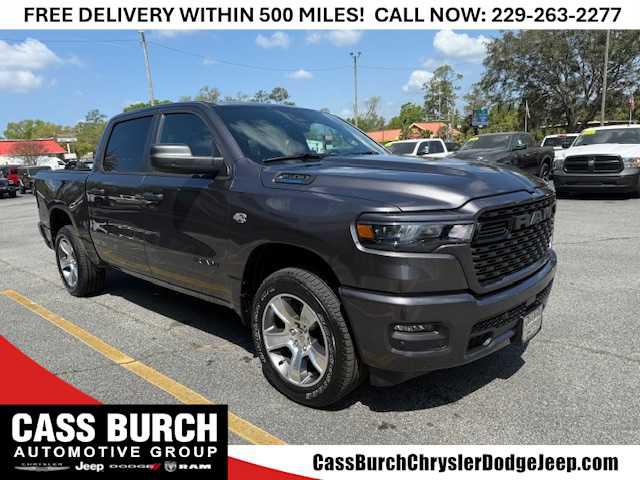 2026 Ram 1500 Express Crew Cab 4x4 57 Box