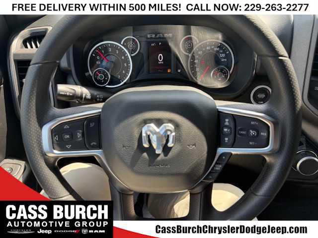 2026 Ram 1500 Express Crew Cab 4x4 57 Box
