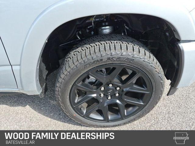 2026 Ram 1500 Limited Crew Cab 4x4 5'7" Box