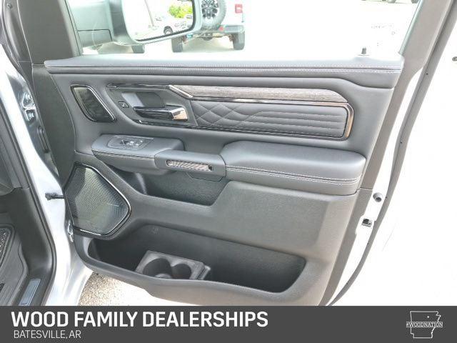 2026 Ram 1500 Limited Crew Cab 4x4 5'7" Box
