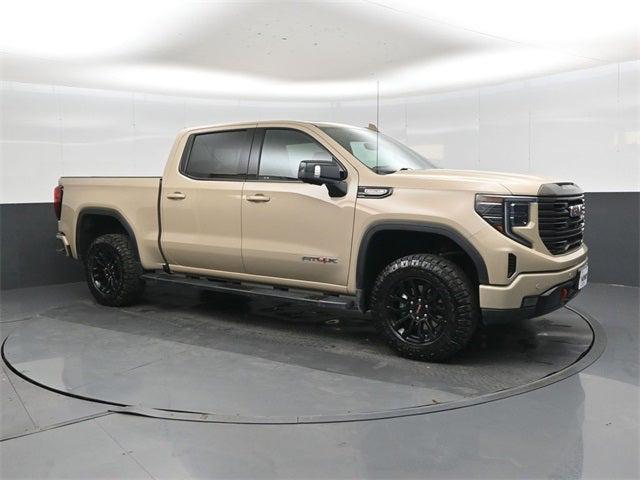 2023 GMC Sierra 1500 4WD Crew Cab Short Box AT4X