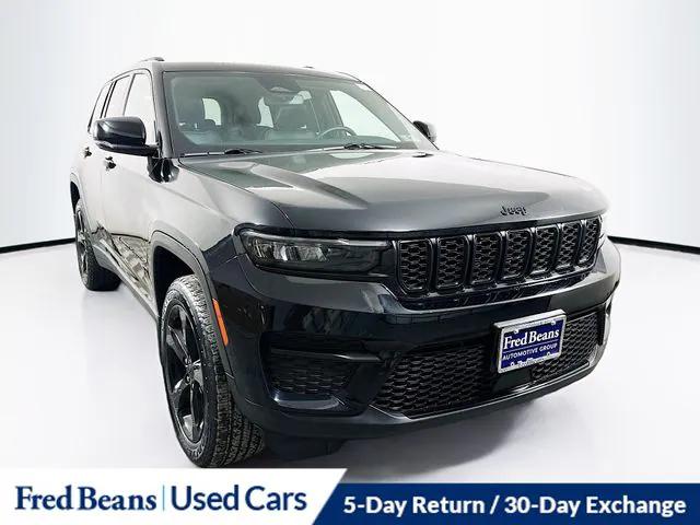 2023 Jeep Grand Cherokee Altitude 4x4