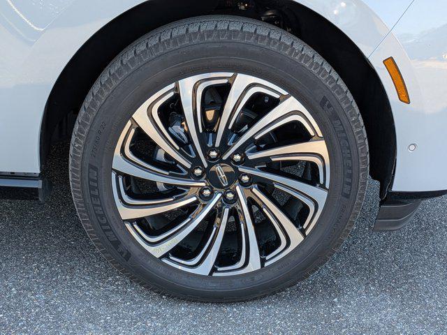 2025 Lincoln Navigator Black Label