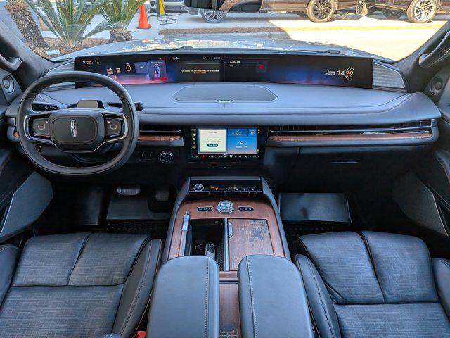 2025 Lincoln Navigator Black Label