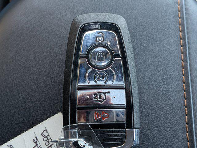 2025 Lincoln Navigator Black Label