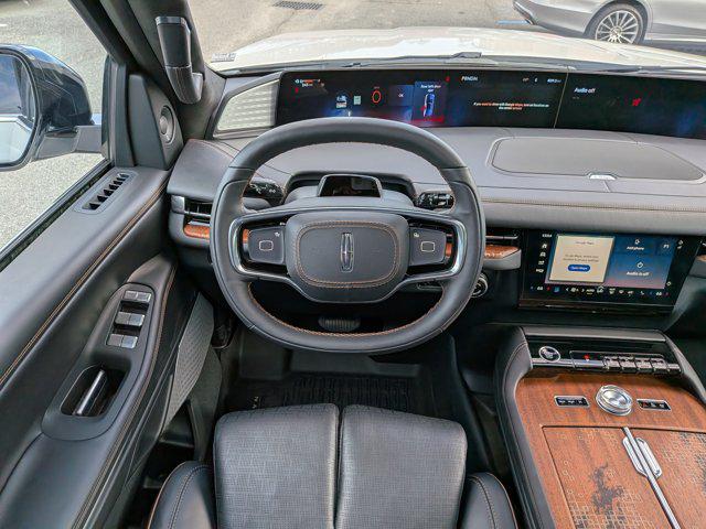 2025 Lincoln Navigator Black Label L