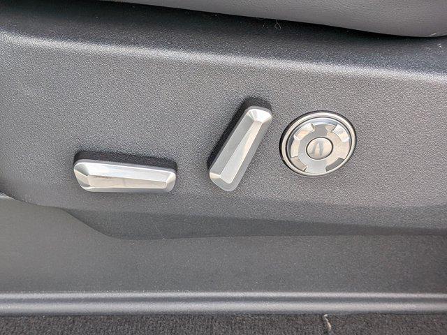 2025 Lincoln Navigator Black Label L