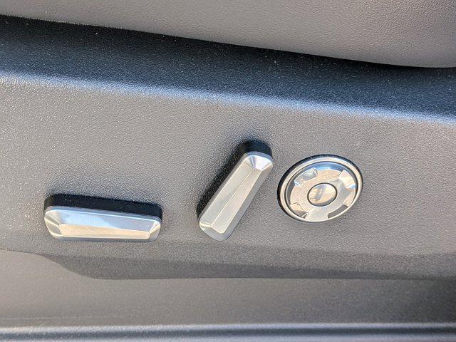 2025 Lincoln Navigator Black Label L