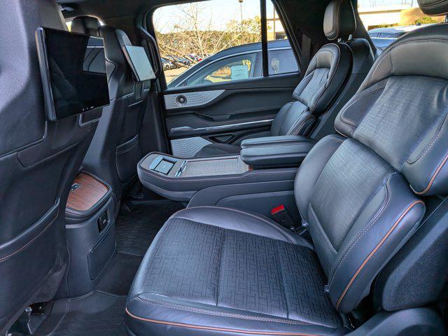 2025 Lincoln Navigator Black Label L