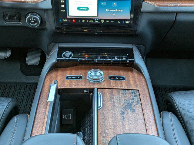 2025 Lincoln Navigator Black Label L