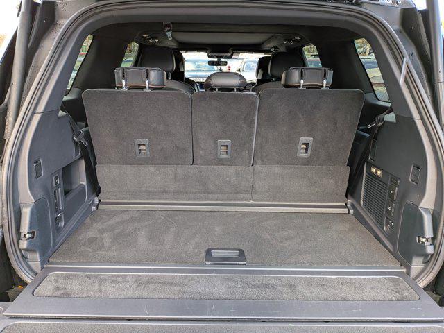 2025 Lincoln Navigator Black Label