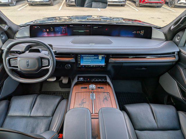 2025 Lincoln Navigator Black Label