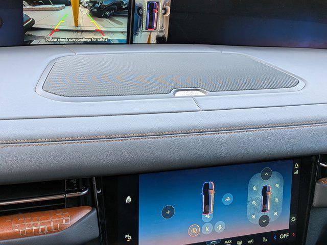2025 Lincoln Navigator Black Label