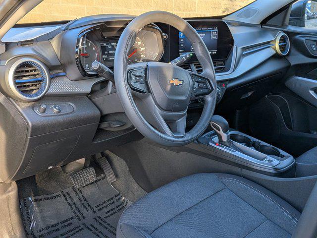 2025 Chevrolet Trax FWD LS