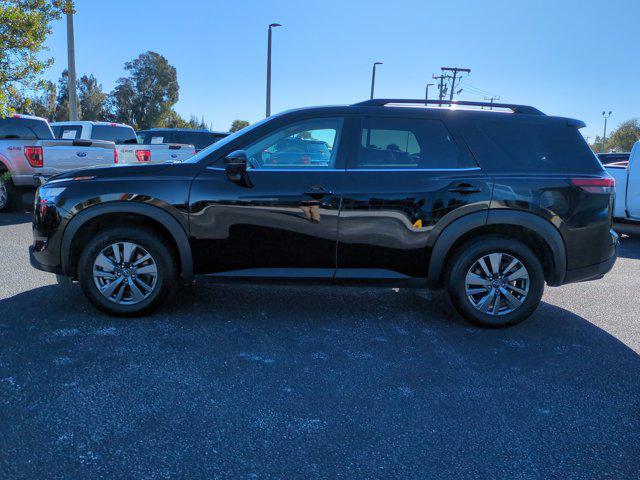 2025 Nissan Pathfinder SV FWD