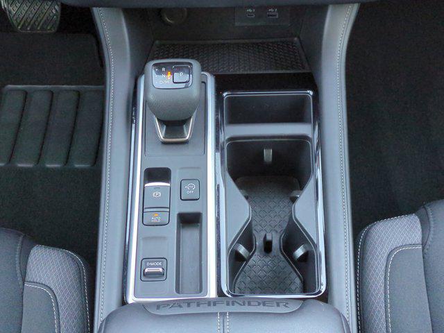 2025 Nissan Pathfinder SV FWD