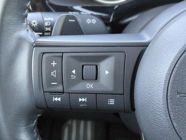 2025 Nissan Pathfinder SV FWD
